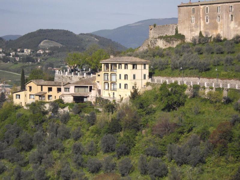 Hotel Gattapone Spoleto Eksteriør billede