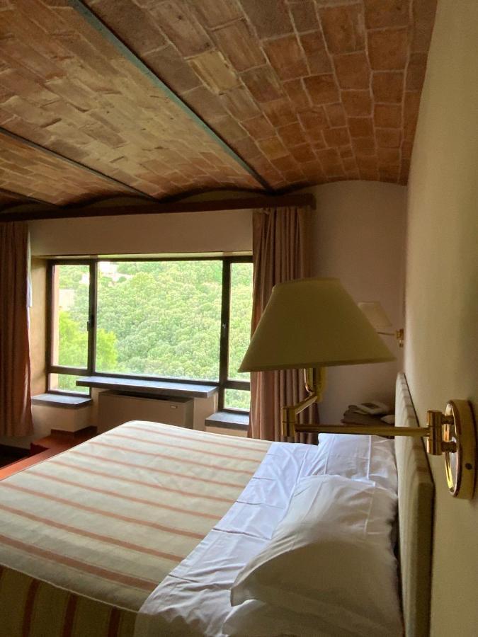 Hotel Gattapone Spoleto Eksteriør billede